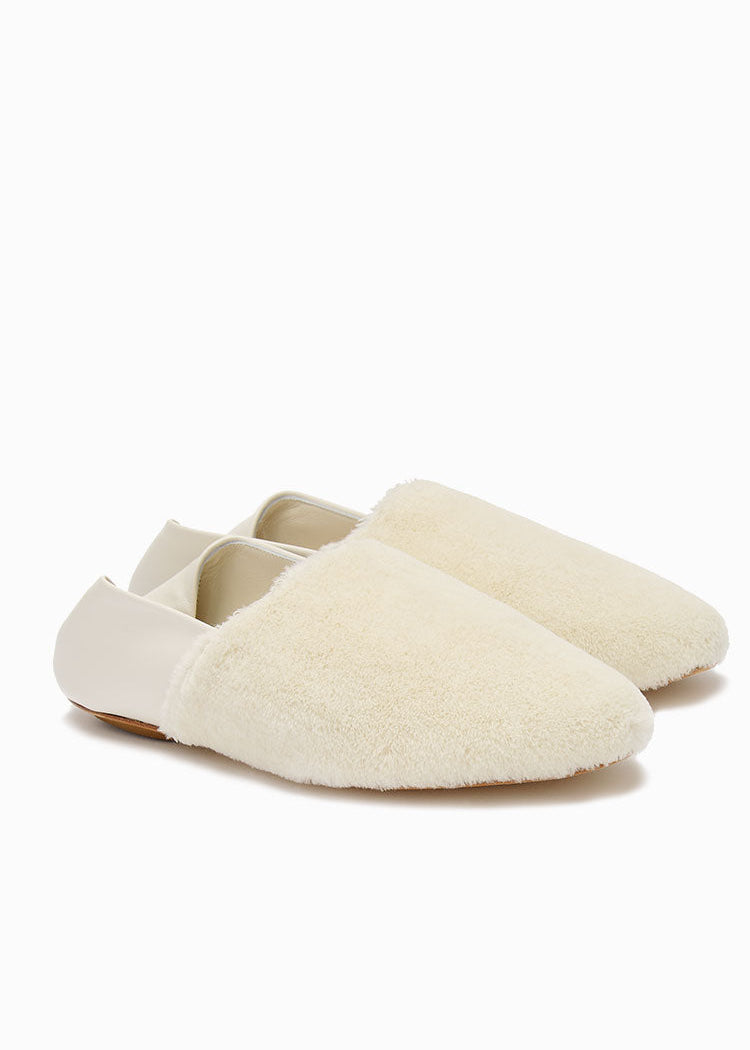 WILLOW BABOUCHE | Ivory Alpaca | 40