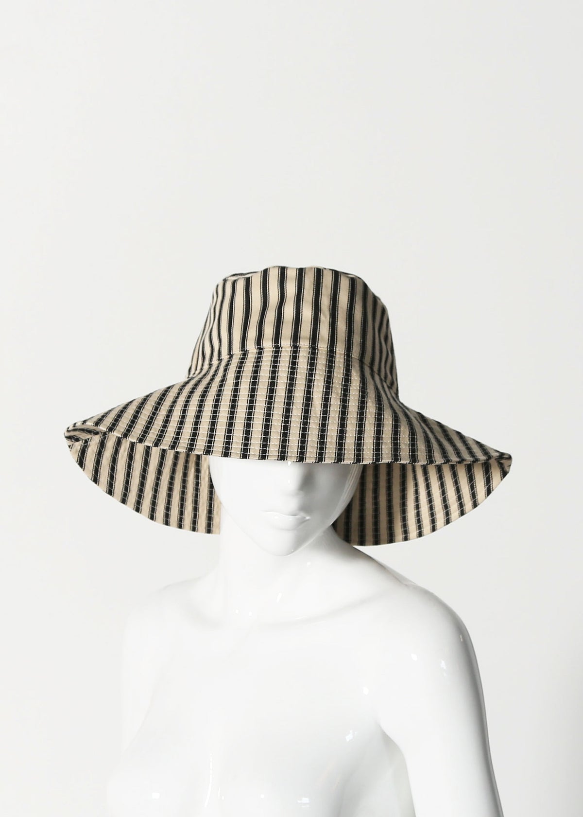 GARDEN HAT  |  Black Ticking