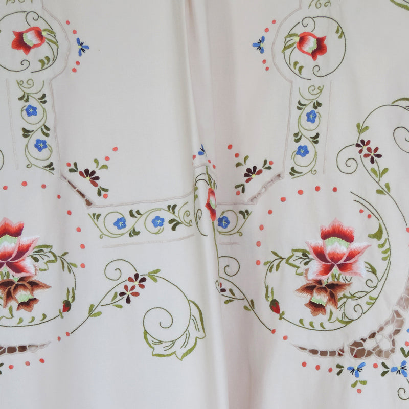 AMARYLLIS KAFTAN | Cream Vintage Linen | ONE OF A KIND