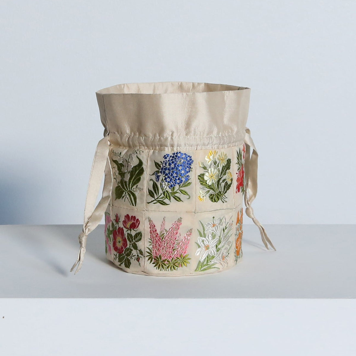PETITE BUCKET BAG #03  |  30's Cigarette Silks  |  ONE OF A KIND