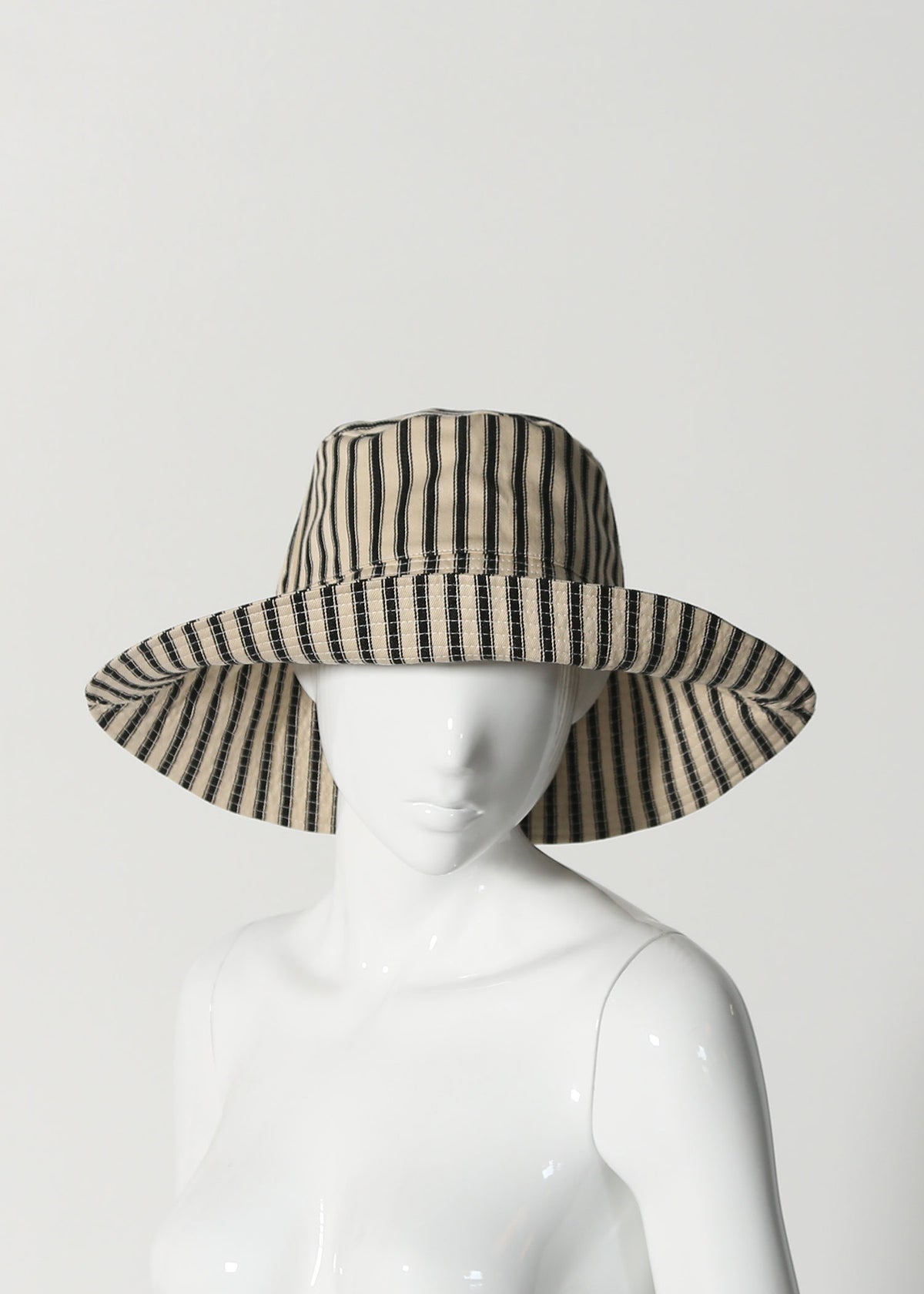 GARDEN HAT  |  Black Ticking