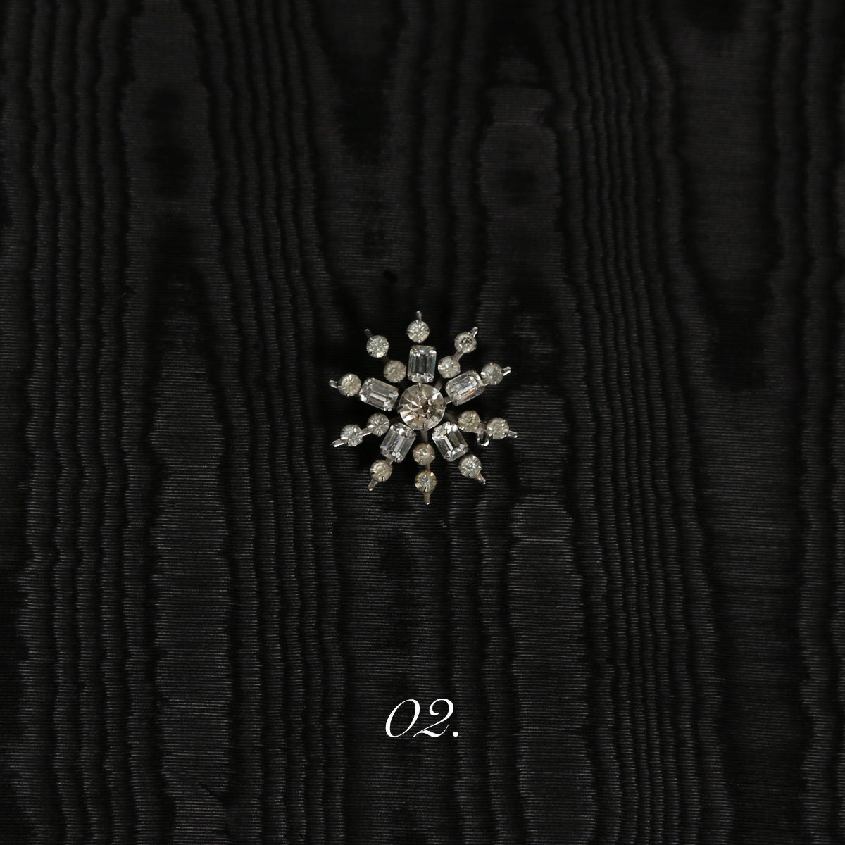 VINTAGE PINS  |  Edit One