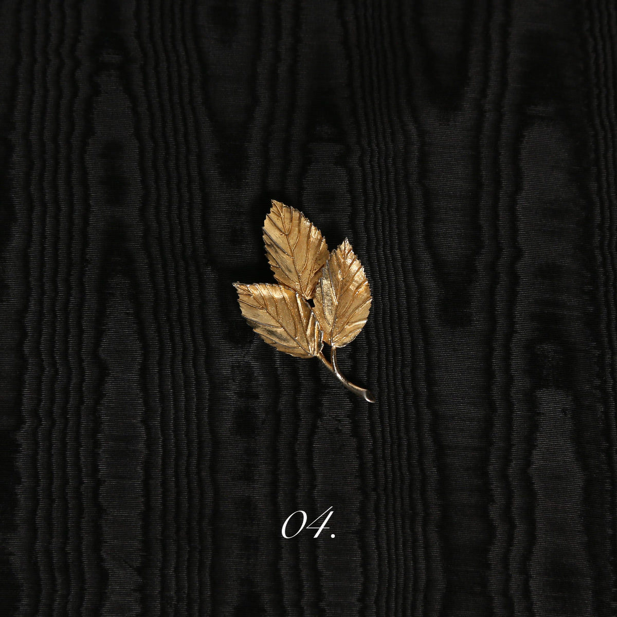 VINTAGE PINS  |  Edit One