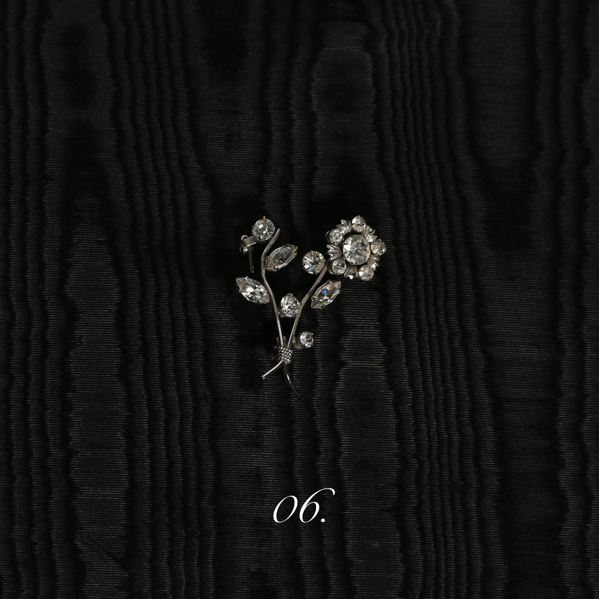 VINTAGE PINS  |  Edit One