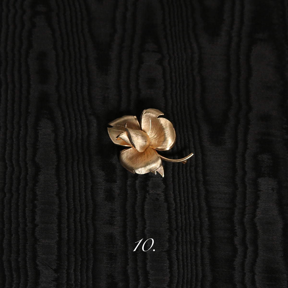 VINTAGE PINS  |  Edit One
